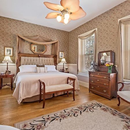 Lovelace Manor Bed And Breakfast Lancaster Esterno foto