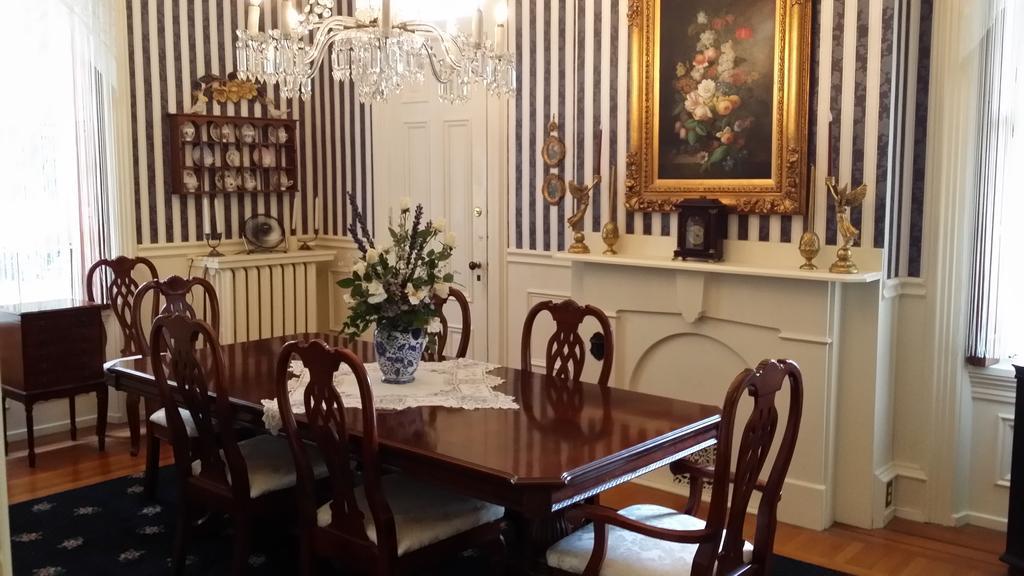 Lovelace Manor Bed And Breakfast Lancaster Esterno foto