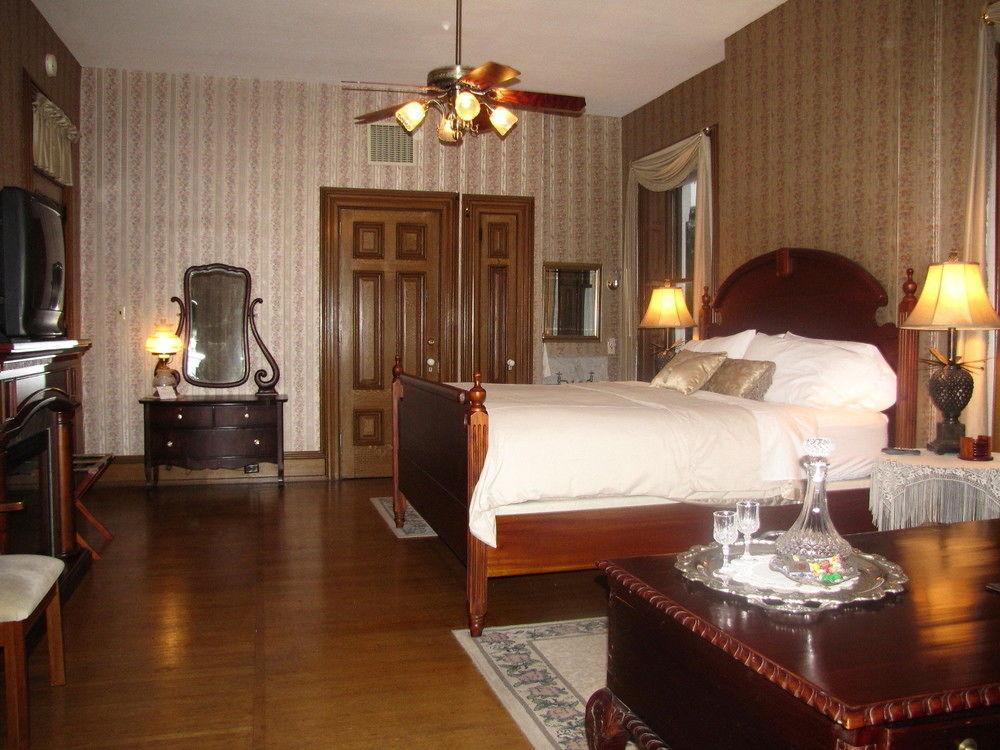 Lovelace Manor Bed And Breakfast Lancaster Esterno foto
