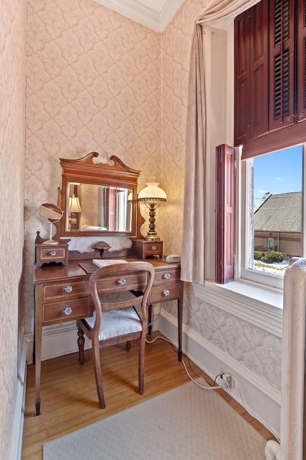 Lovelace Manor Bed And Breakfast Lancaster Esterno foto